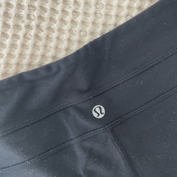 Lululemon Groove Short biker shorts - Picture 3 of 5